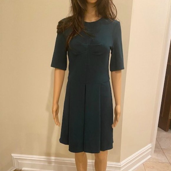Emerald Short Dress - Picture 1 of 7